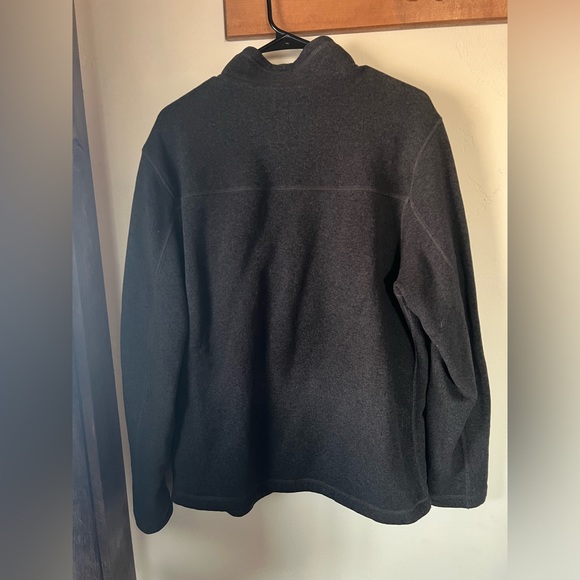 The North Face Men’s Fleece Grey Jacket - Picture 2 of 4